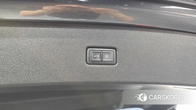 Audi Q8 (4M) id 4361925 из Кореи 7