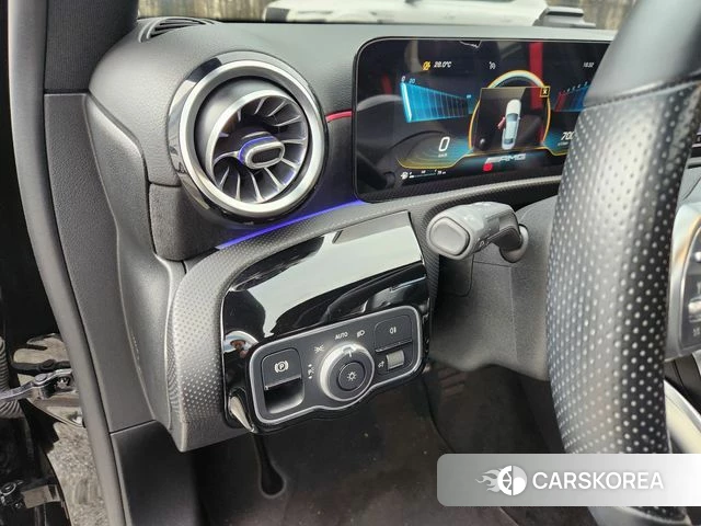 Mercedes-Benz A-Class W177 id 4224834 из Кореи 7