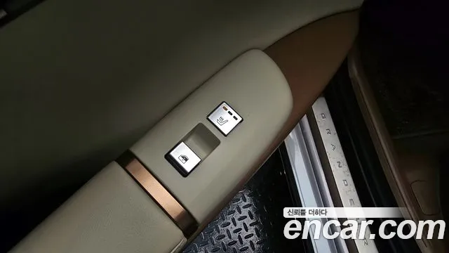 Hyundai Grandeur Hybrid (GN7) id 2631772 из Кореи 7