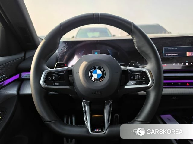 BMW 5 Series (G60) id 3838435 из Кореи 7