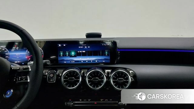 Mercedes-Benz A-Class W177 id 3882778 из Кореи 7