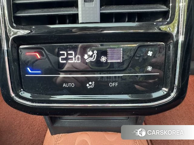Volkswagen Passat id 4261341 из Китая 7
