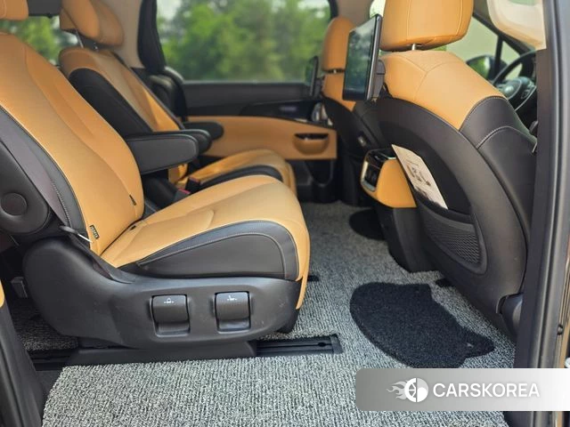 Kia Carnival 4th generation id 4402302 из Кореи 7