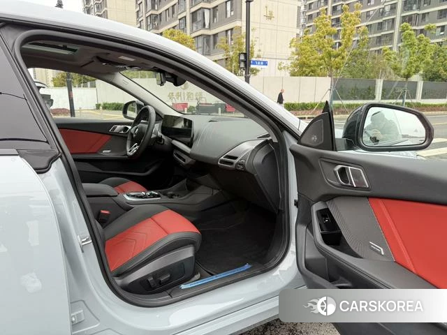 BMW 2 series id 4259171 из Китая 7