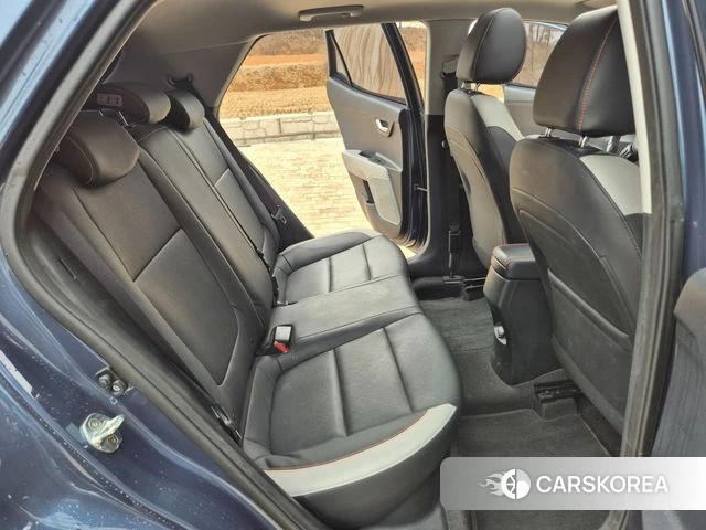 Kia Stonic id 3845966 из Кореи 7