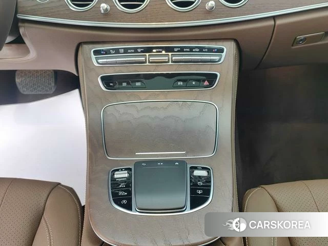 Mercedes-Benz E-class id 4333388 из Китая 7