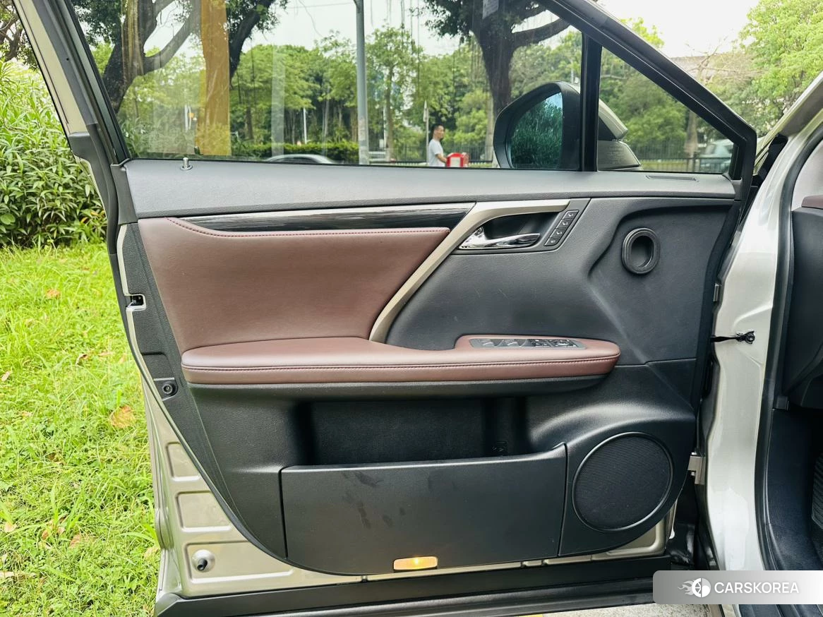 Lexus RX id 4510928 из Китая 7
