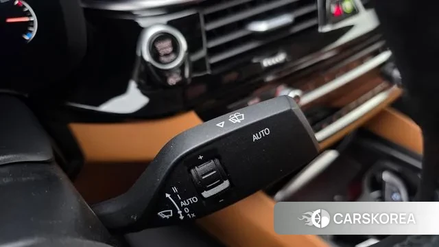 BMW 5 Series (G30) id 3728292 из Кореи 7