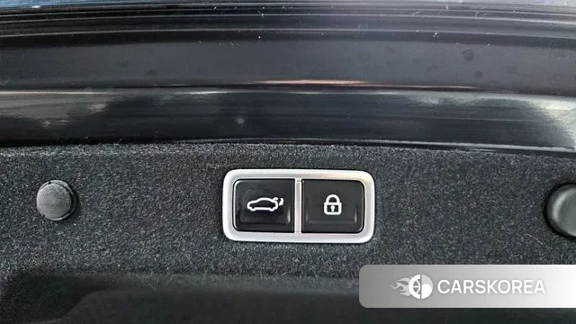 Hyundai Grandeur (GN7) id 3452633 из Кореи 7