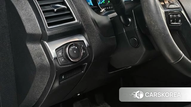 Ford Explorer id 4345498 из Кореи 7