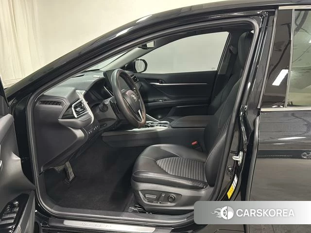 Toyota Camry id 4261636 из Китая 7