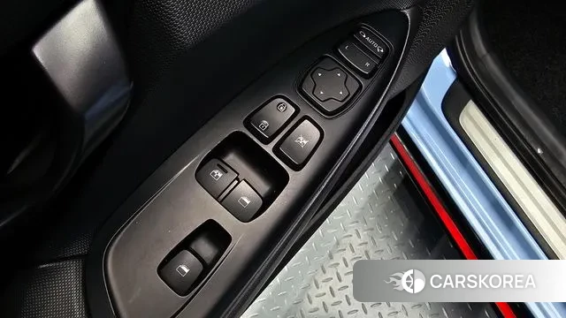 Hyundai Veloster (JS) id 3612652 из Кореи 7