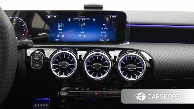 Mercedes-Benz A-Class W177 id 3933636 из Кореи 7