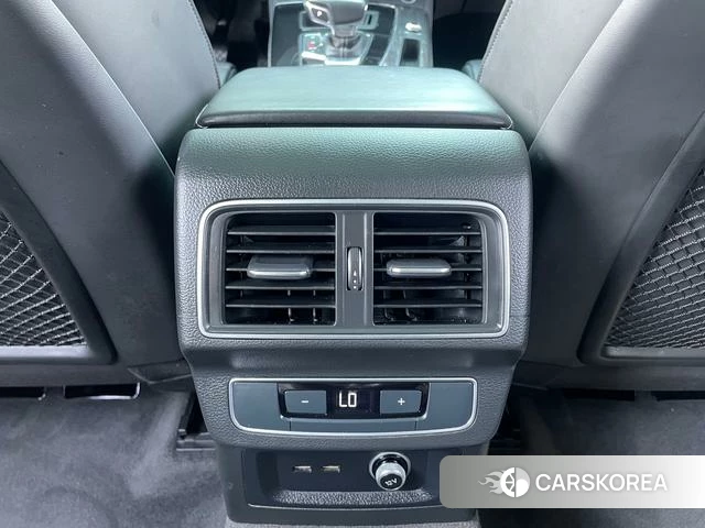 Audi Q5L id 4264095 из Китая 7