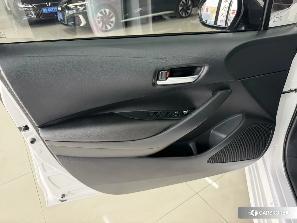 Toyota Corolla id 4420940 из Китая 7