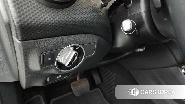 Mercedes-Benz A-Class W176 id 4417413 из Кореи 7