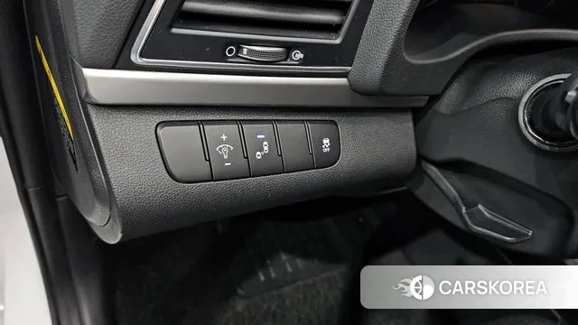 Hyundai Avante AD id 3357223 из Кореи 7