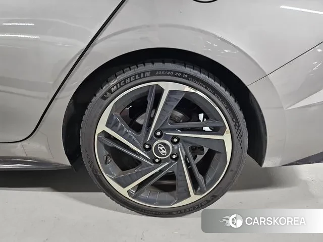 Hyundai Avante (CN7) id 3361940 из Кореи 7