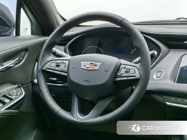Cadillac XT4 id 4236270 из Китая 7