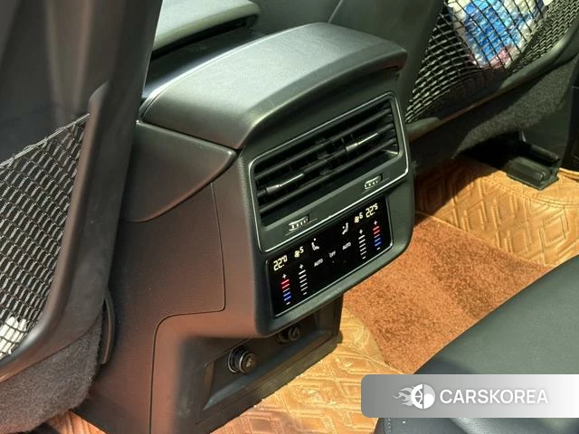 Audi Q7 id 4261610 из Китая 7
