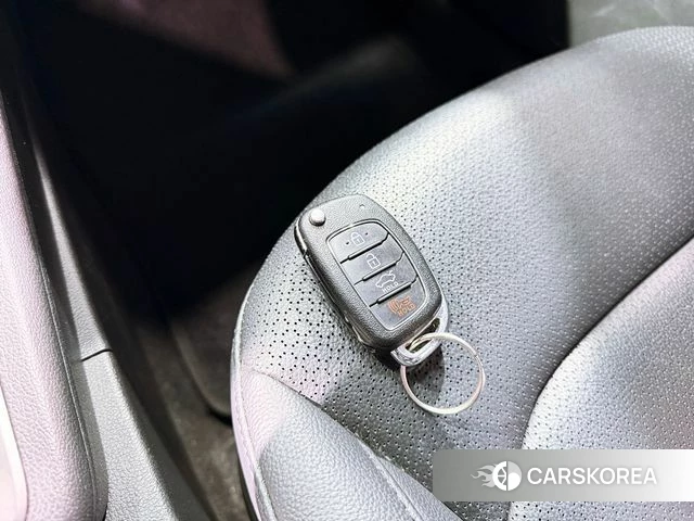 Hyundai Avante AD id 4225845 из Кореи 7