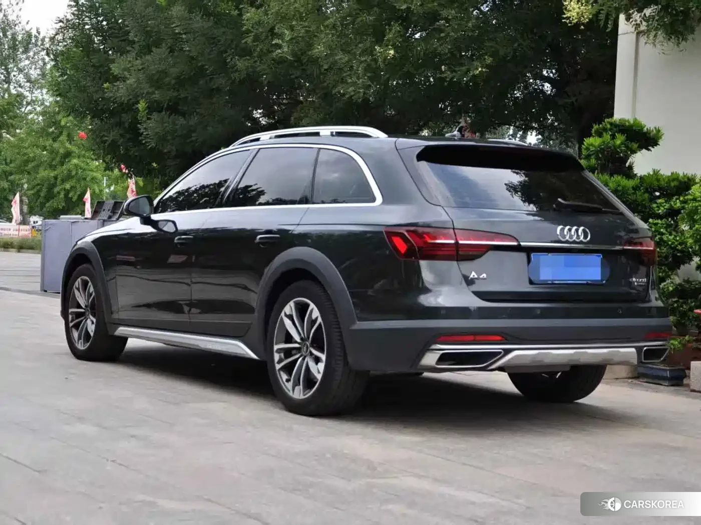 Audi A4L id 4644444 из Китая 7