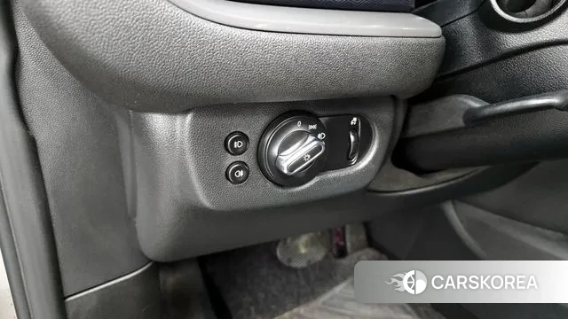 Mini Cooper D Clubman id 3469974 из Кореи 7