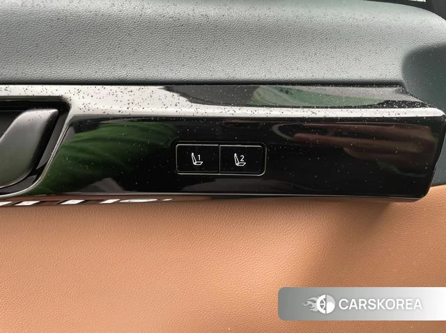 Hyundai Grandeur (GN7) id 3805660 из Кореи 7