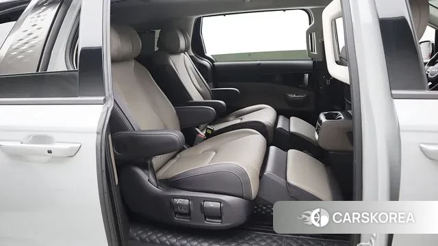 Kia The New Carnival 4th Generation id 3052796 из Кореи 7