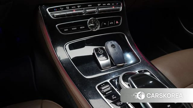 Mercedes-Benz E-Class W213 id 4770529 из Кореи 7