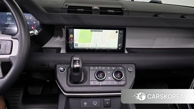 Land Rover Defender (L663) id 3012268 из Кореи 7