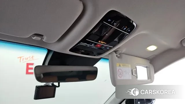 Hyundai Grandeur (GN7) id 3685140 из Кореи 7