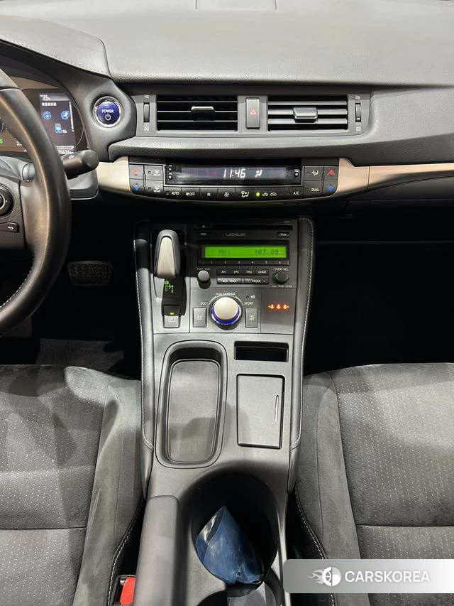 Lexus CT id 4236590 из Китая 7