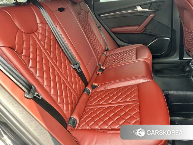 Audi Q5L Sportback id 4210846 из Китая 7