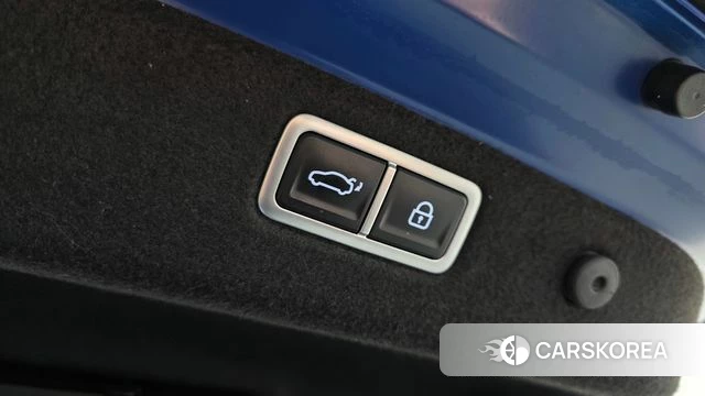 Genesis The New G70 id 3935627 из Кореи 7