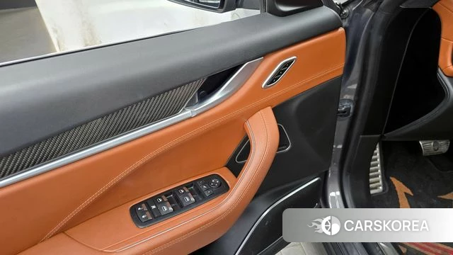 Maserati Levante id 4233154 из Кореи 7