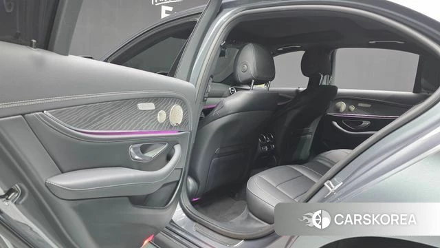 Mercedes-Benz E-Class W213 id 4650718 из Кореи 7