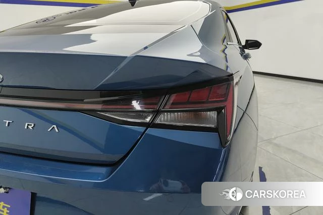 Hyundai Elantra id 4297757 из Китая 7