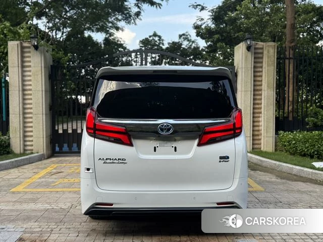 Toyota Elfa id 4265985 из Китая 7