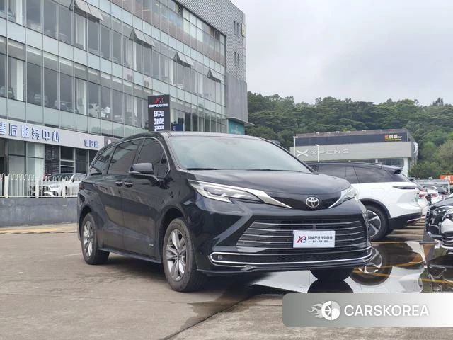 Toyota Saina id 4366026 из Китая 7