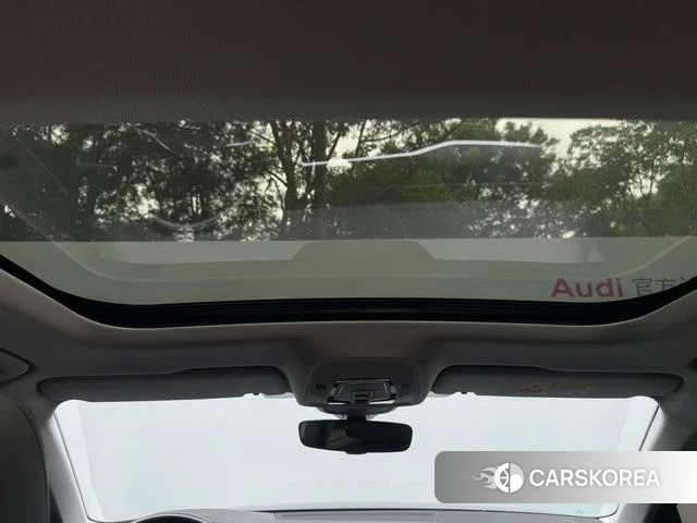 Audi A6L id 4274458 из Китая 7