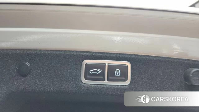 Hyundai Grandeur (GN7) id 3953513 из Кореи 7