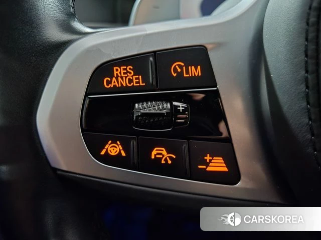 BMW 5 Series (G30) id 3889344 из Кореи 7