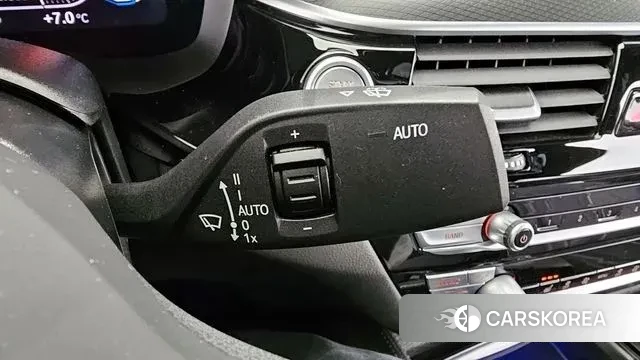 BMW 5 Series (G30) id 3659943 из Кореи 7