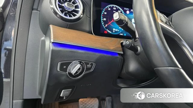 Mercedes-Benz E-Class W213 id 4894123 из Кореи 7