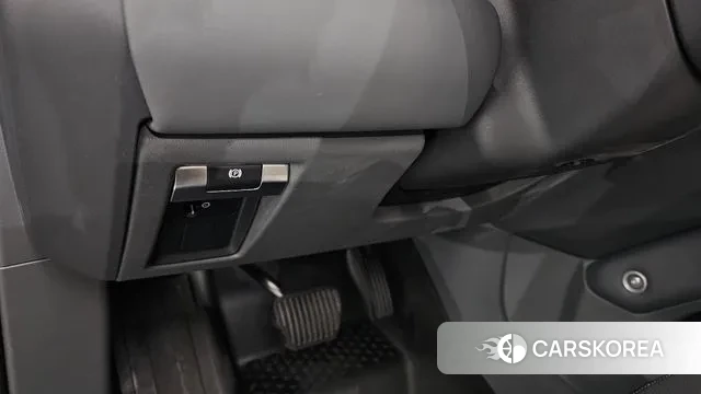 Land Rover Defender (L663) id 3327405 из Кореи 7