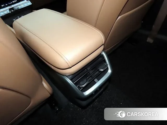 Hyundai Grandeur (GN7) id 3739549 из Кореи 7