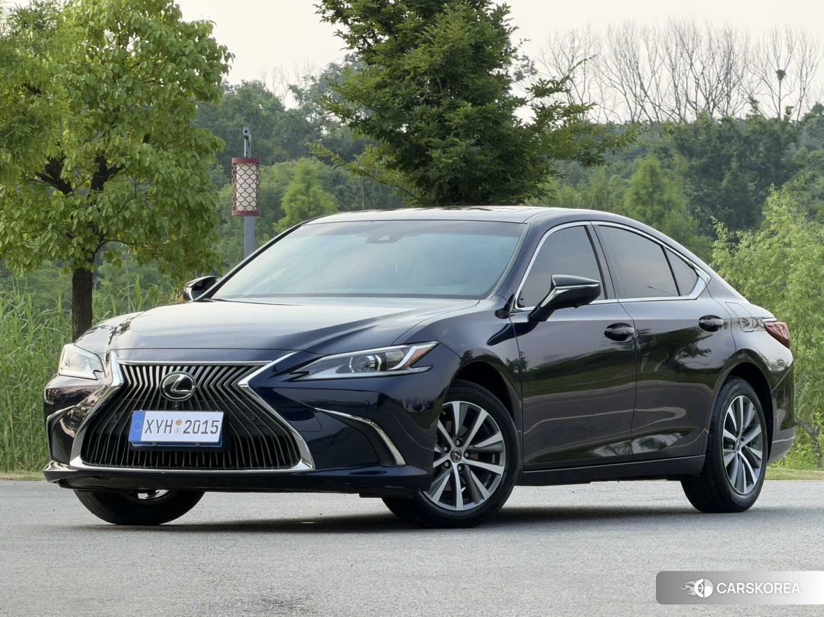 Lexus ES id 4512403 из Китая 7