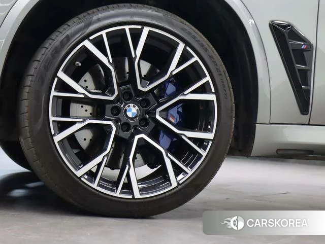 BMW X5 M id 4219706 из Китая 7