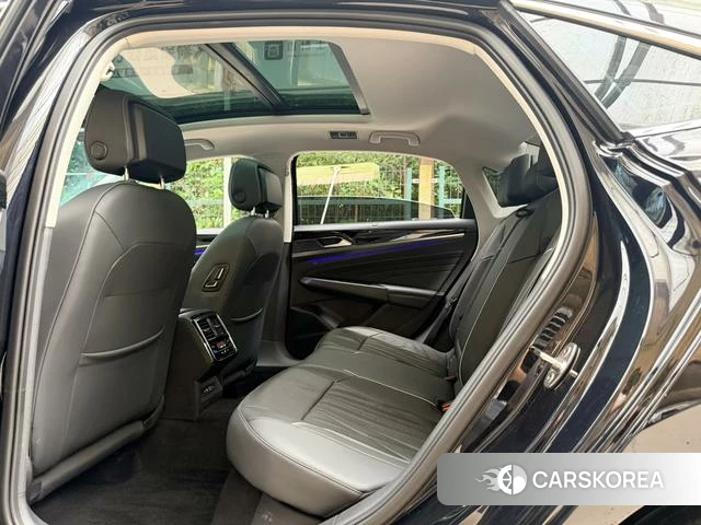 Volkswagen Passat id 4353352 из Китая 7